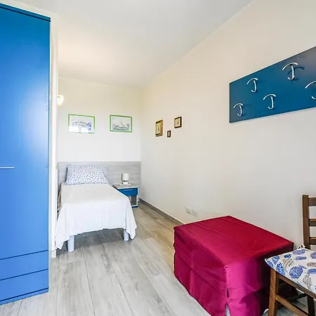 Mimosa Diano Marina: Exclusive Use Villa, Garden, Barbecue, 3 Bedrooms And 3 Bathrooms Villa