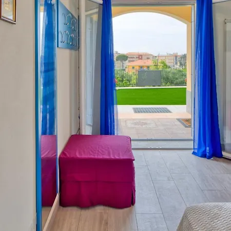 Villa Mimosa Diano Marina: Exclusive Use Villa, Garden, Barbecue, 3 Bedrooms And 3 Bathrooms