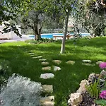 Mimosa Diano Marina: Exclusive Use Villa, Garden, Barbecue, 3 Bedrooms And 3 Bathrooms Villa *