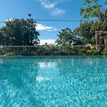 Mimosa Diano Marina: Exclusive Use Villa, Garden, Barbecue, 3 Bedrooms And 3 Bathrooms Villa Diano Marina