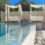Mimosa Diano Marina: Exclusive Use Villa, Garden, Barbecue, 3 Bedrooms And 3 Bathrooms Villa Diano Marina