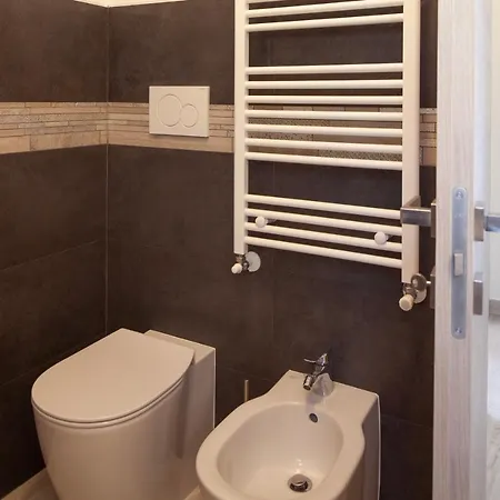 Mimosa Diano Marina: Exclusive Use Villa, Garden, Barbecue, 3 Bedrooms And 3 Bathrooms * Ντιάνο Μαρίνα