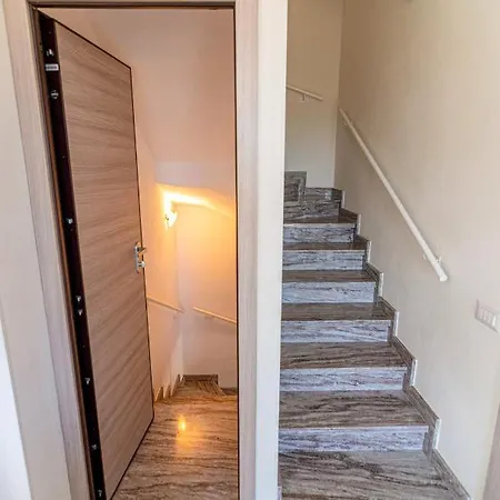 Mimosa Diano Marina: Exclusive Use Villa, Garden, Barbecue, 3 Bedrooms And 3 Bathrooms Ντιάνο Μαρίνα