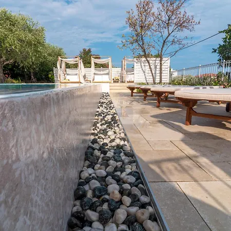 Mimosa Diano Marina: Exclusive Use Villa, Garden, Barbecue, 3 Bedrooms And 3 Bathrooms Βίλα Ντιάνο Μαρίνα