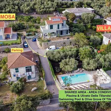 Mimosa Diano Marina: Exclusive Use Villa, Garden, Barbecue, 3 Bedrooms And 3 Bathrooms *