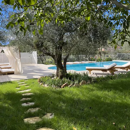Βίλα Mimosa Diano Marina: Exclusive Use Villa, Garden, Barbecue, 3 Bedrooms And 3 Bathrooms
