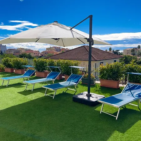 Mimosa Diano Marina: Exclusive Use Villa, Garden, Barbecue, 3 Bedrooms And 3 Bathrooms Ντιάνο Μαρίνα