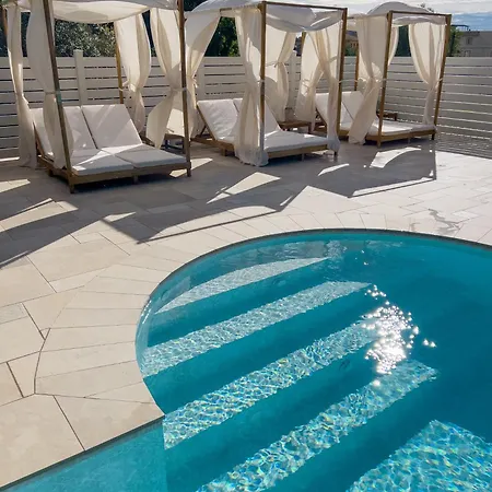Βίλα Mimosa Diano Marina: Exclusive Use Villa, Garden, Barbecue, 3 Bedrooms And 3 Bathrooms *