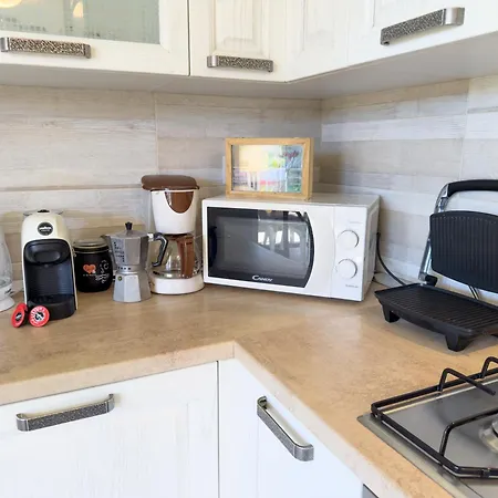 Βίλα Mimosa Diano Marina: Exclusive Use Villa, Garden, Barbecue, 3 Bedrooms And 3 Bathrooms