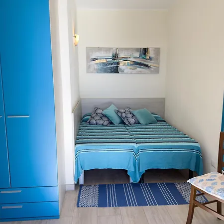וילה Mimosa Diano Marina: Exclusive Use Villa, Garden, Barbecue, 3 Bedrooms And 3 Bathrooms דיאנו מרינה