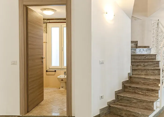 Mimosa Diano Marina: Exclusive Use Villa, Garden, Barbecue, 3 Bedrooms&3 Bathrooms Villa Diano Marina