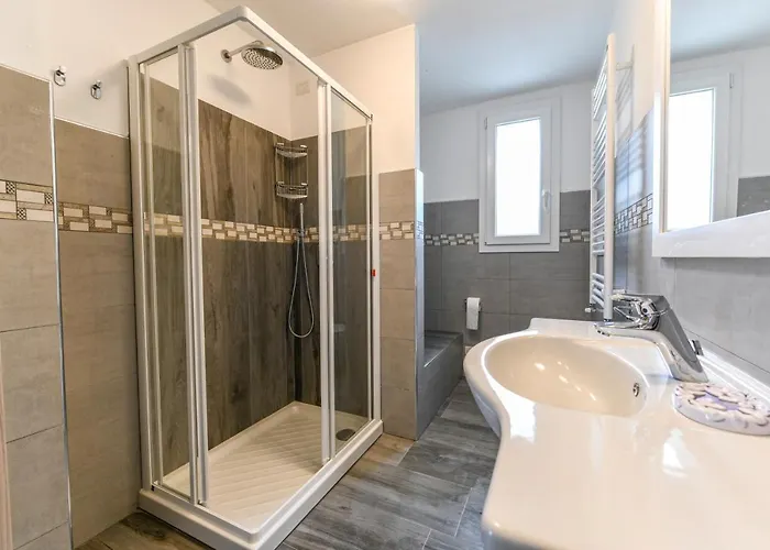 Mimosa Diano Marina: Exclusive Use Villa, Garden, Barbecue, 3 Bedrooms And 3 Bathrooms Βίλα