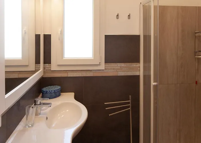 فيلة Mimosa Diano Marina: Exclusive Use Villa, Garden, Barbecue, 3 Bedrooms And 3 Bathrooms *