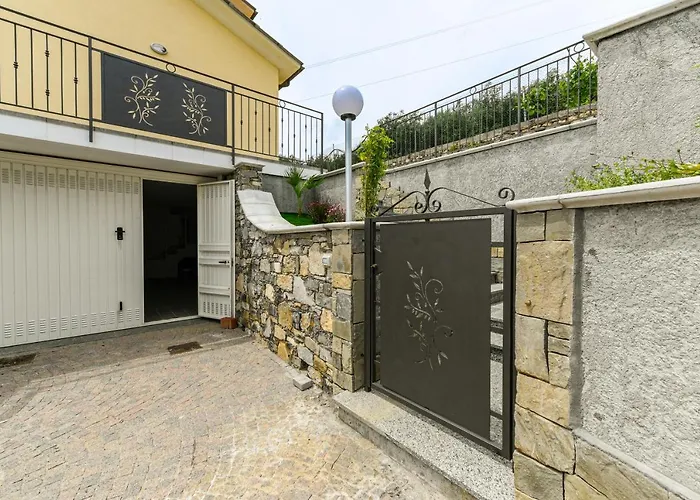 Βίλα Mimosa Diano Marina: Exclusive Use Villa, Garden, Barbecue, 3 Bedrooms And 3 Bathrooms *