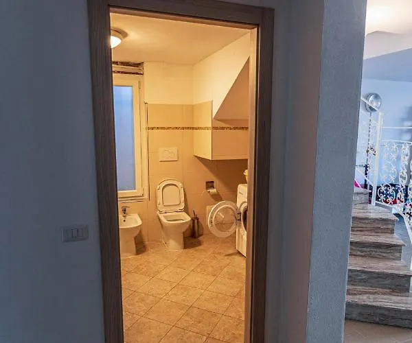 Mimosa Diano Marina: Exclusive Use Villa, Garden, Barbecue, 3 Bedrooms&3 Bathrooms