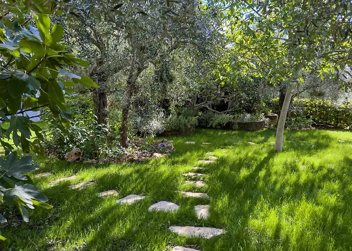 Βίλα Mimosa Diano Marina: Exclusive Use Villa, Garden, Barbecue, 3 Bedrooms And 3 Bathrooms *