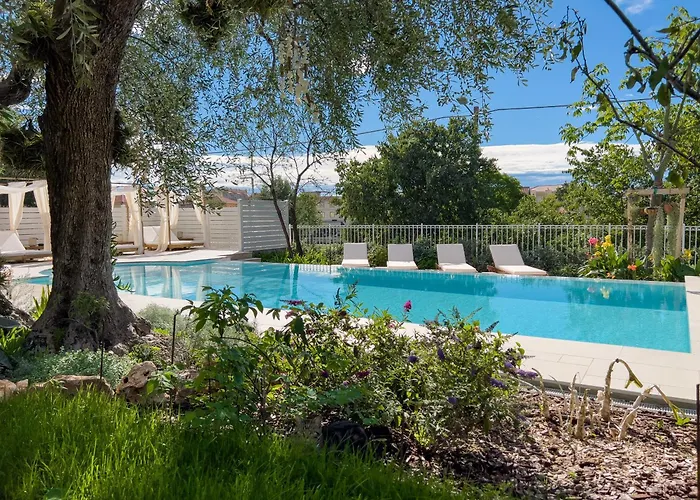 Βίλα Mimosa Diano Marina: Exclusive Use Villa, Garden, Barbecue, 3 Bedrooms And 3 Bathrooms