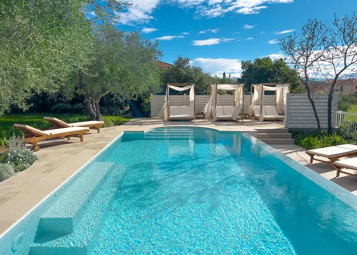 Mimosa Diano Marina: Exclusive Use Villa, Garden, Barbecue, 3 Bedrooms And 3 Bathrooms